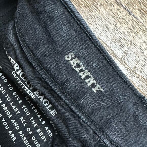 American Eagle Skinny Jeans Faded Black Size 10 Regular - Picture 6 of 6